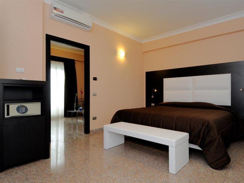 פיומיצ'ינו Eh Rome Airport Euro House Hotels מראה חיצוני תמונה